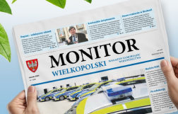 Na zdjęciu gazeta z napisem "Monitor"